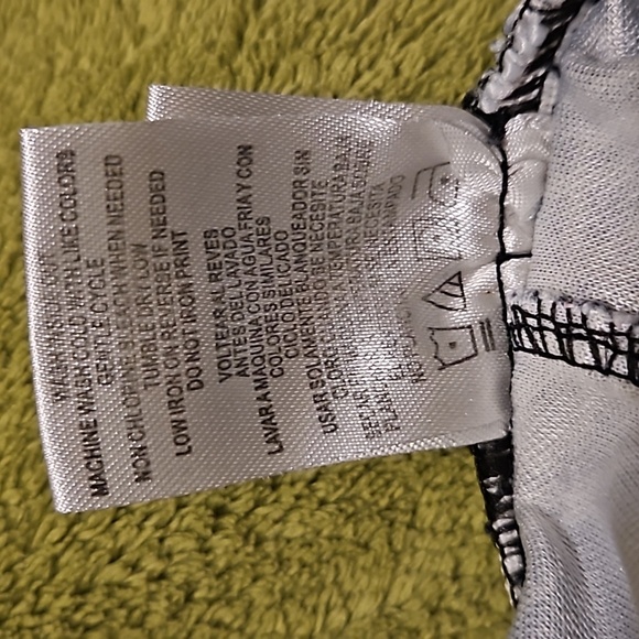 Marvel Comics Disney Spiderman Drawstring Side Pocket Gym Shorts Black Red White - Picture 6 of 6